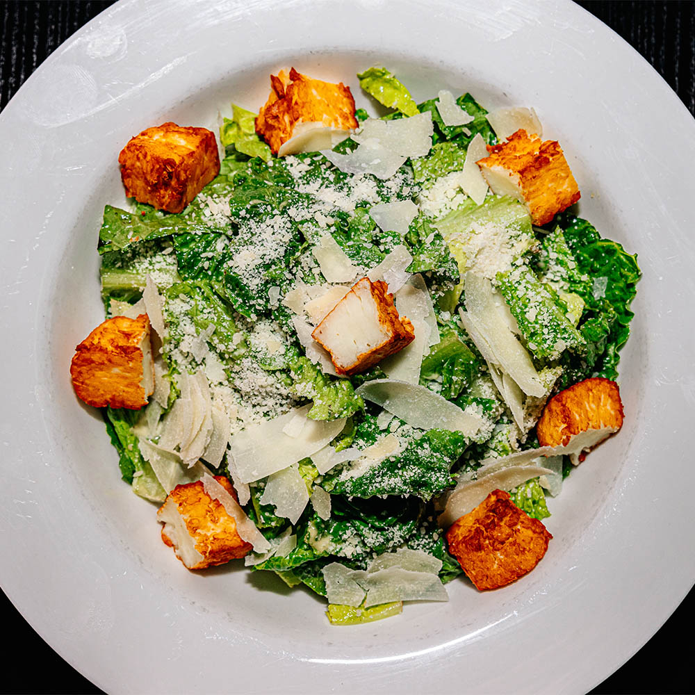 Traditional Cesar Salad 02